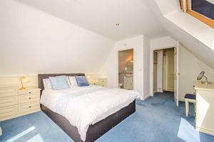 Photo 17- click for photo gallery